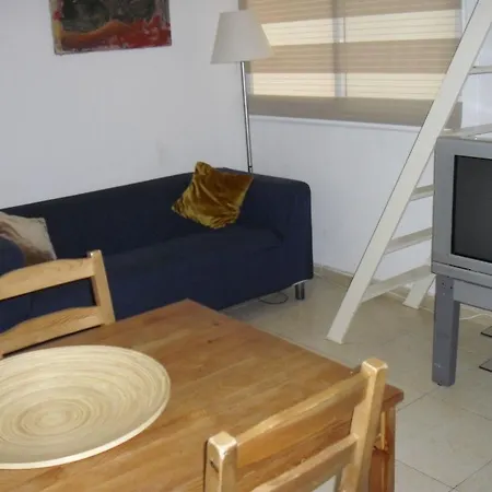 Travessera Parc Gueell Apartment *