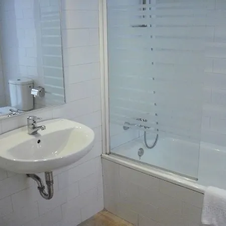 Travessera Parc Gueell Apartment *