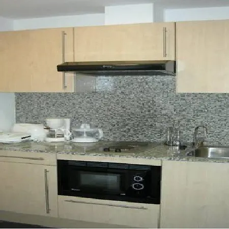 Travessera Parc Gueell Apartment Barcelona